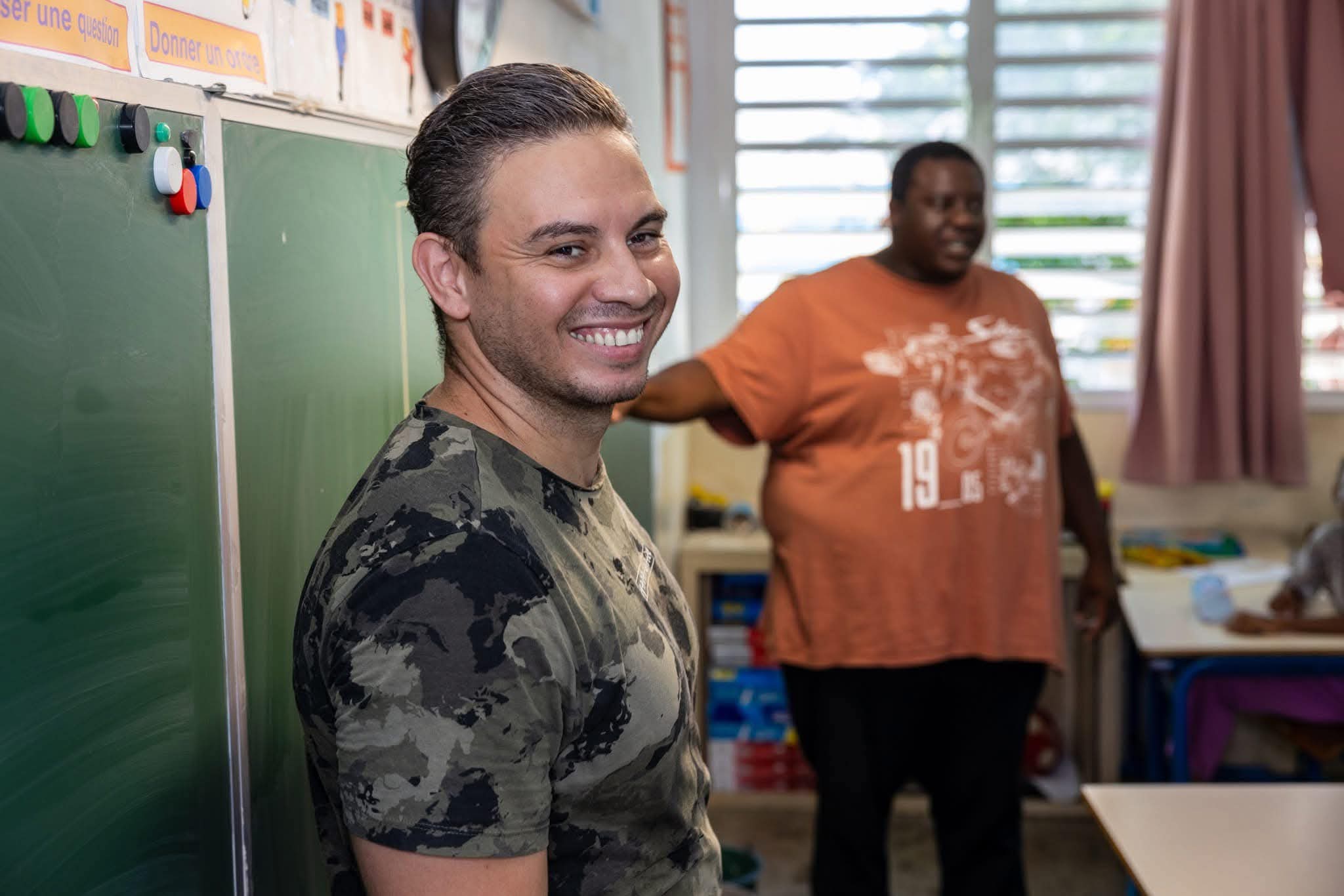 Portrait de Djé-San, mangaka et intervenant à La Réunion